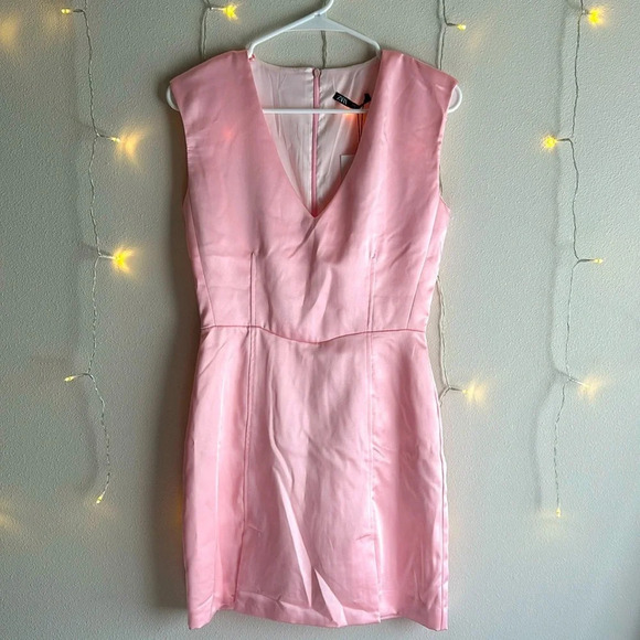 Zara Satin Effect Mini Dress 🌷​ - Picture 1 of 3